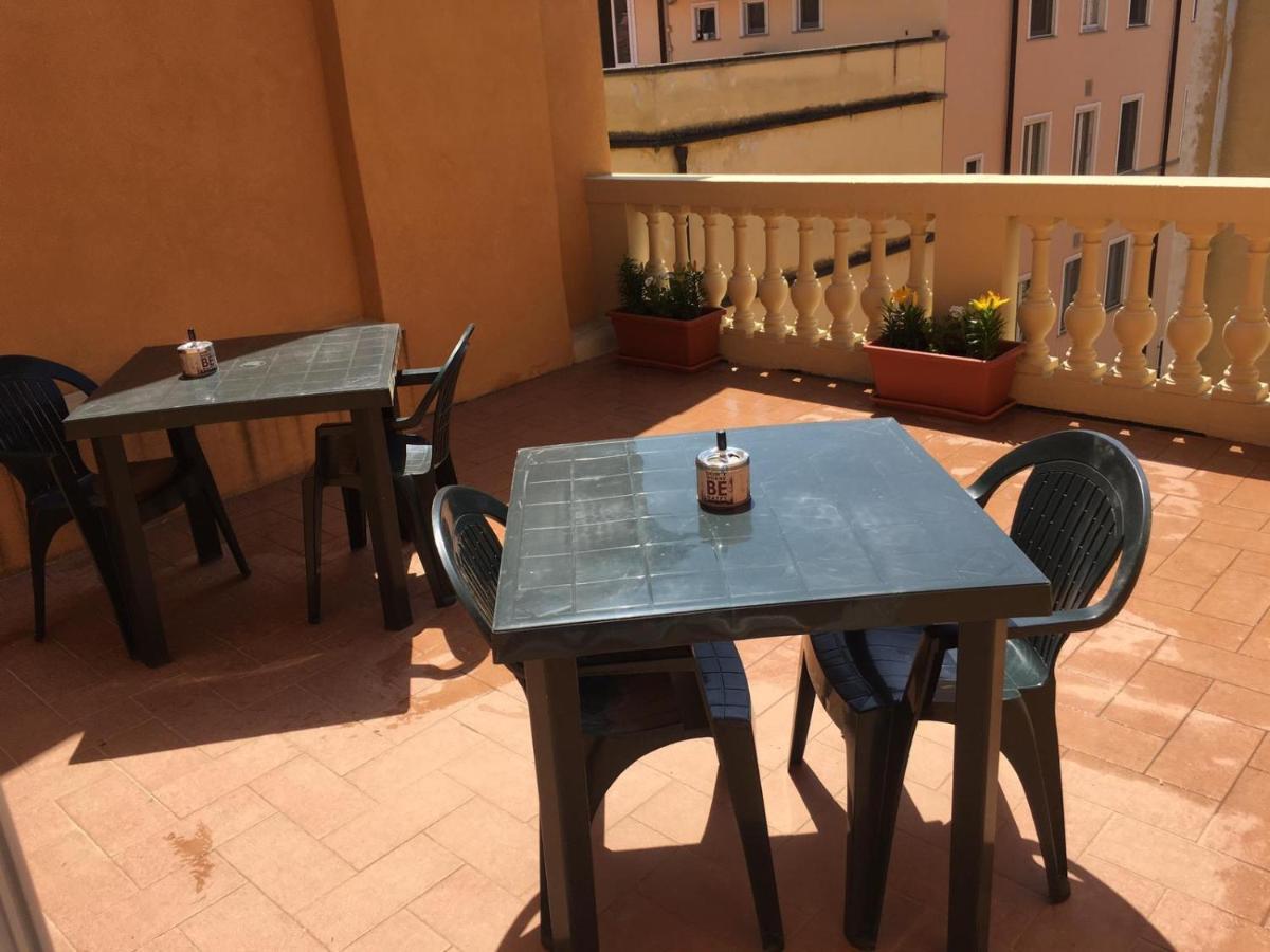 Casa Carducci 33 Bed & Breakfast Pisa Bagian luar foto