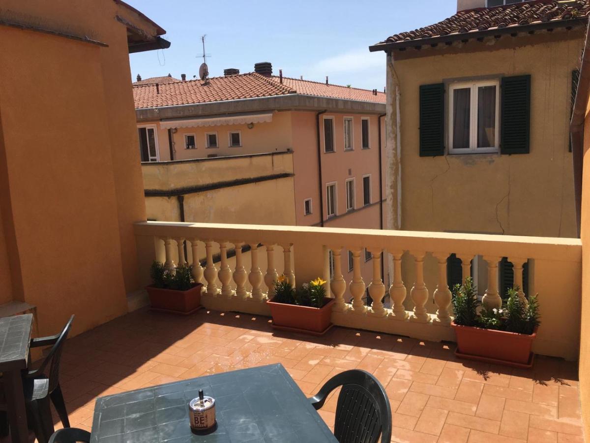 Casa Carducci 33 Bed & Breakfast Pisa Bagian luar foto