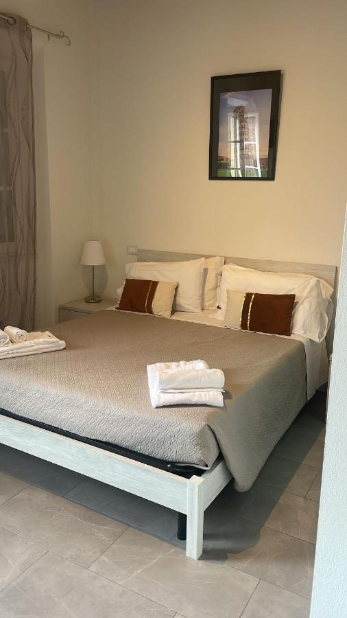 Casa Carducci 33 Bed & Breakfast Pisa Bagian luar foto